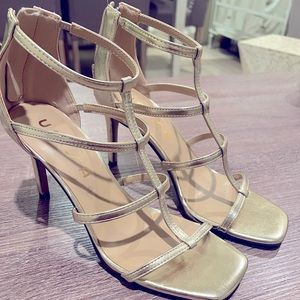 Worn once , unisa gold heels